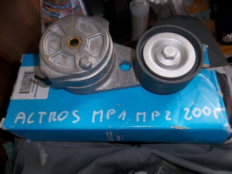 Mercedes Actros MP1 MP2 napinacz paska rolka DAYCO