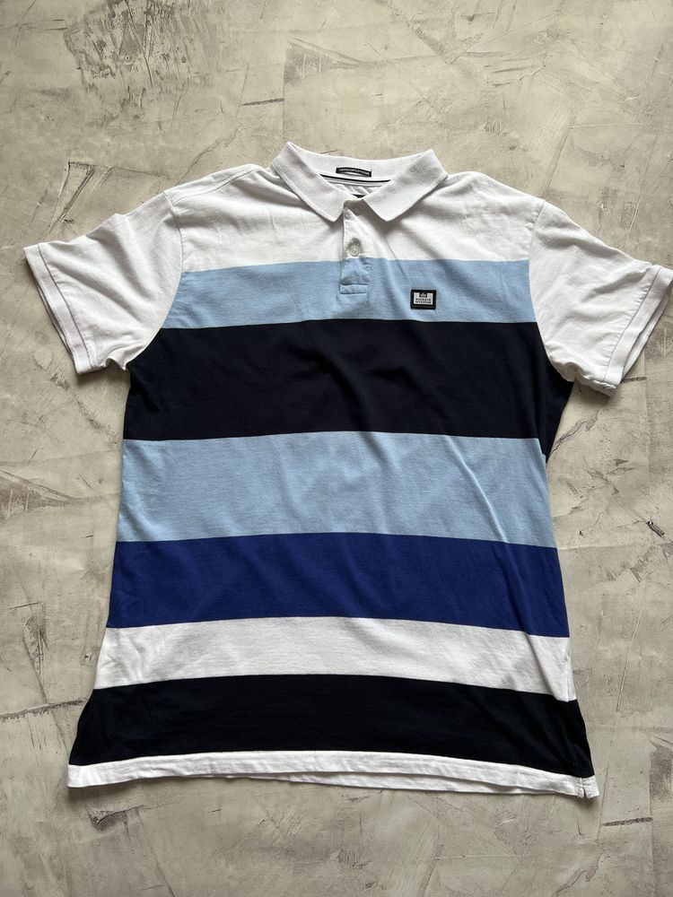 Футболка Weekend Offender