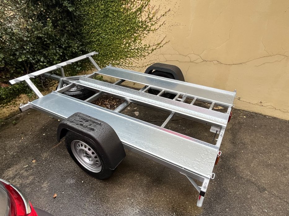 Atrelado 1, 2 ou 3 motos ou moto 4