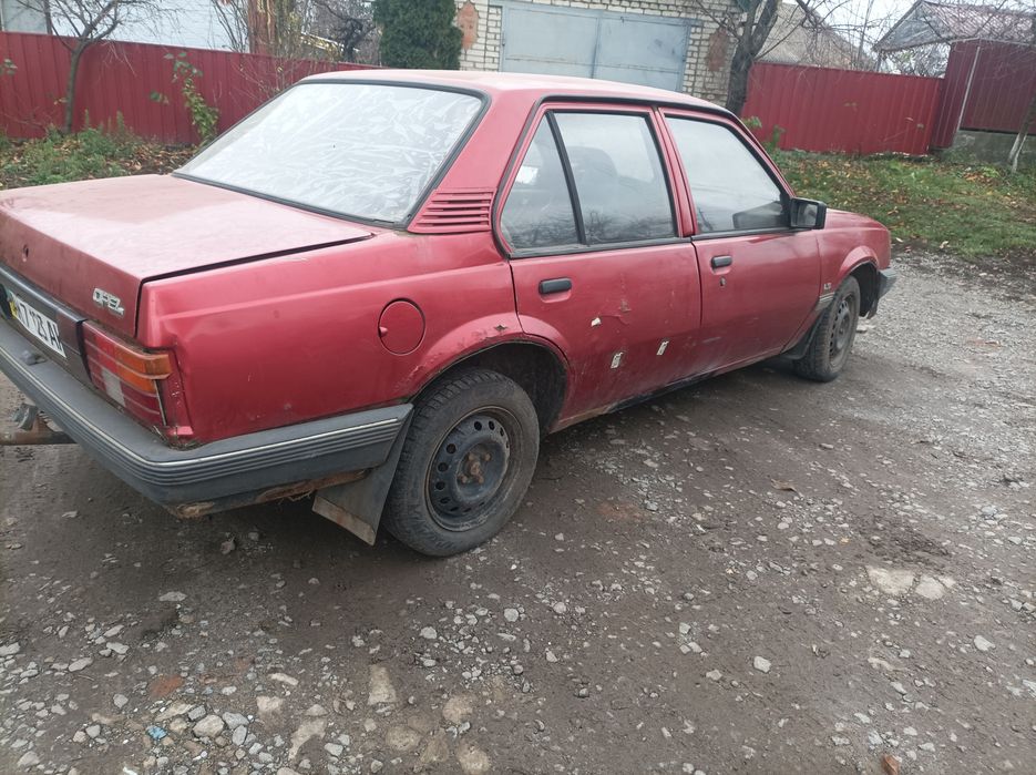 Opel  Ascona 1987 1.6 бензин
