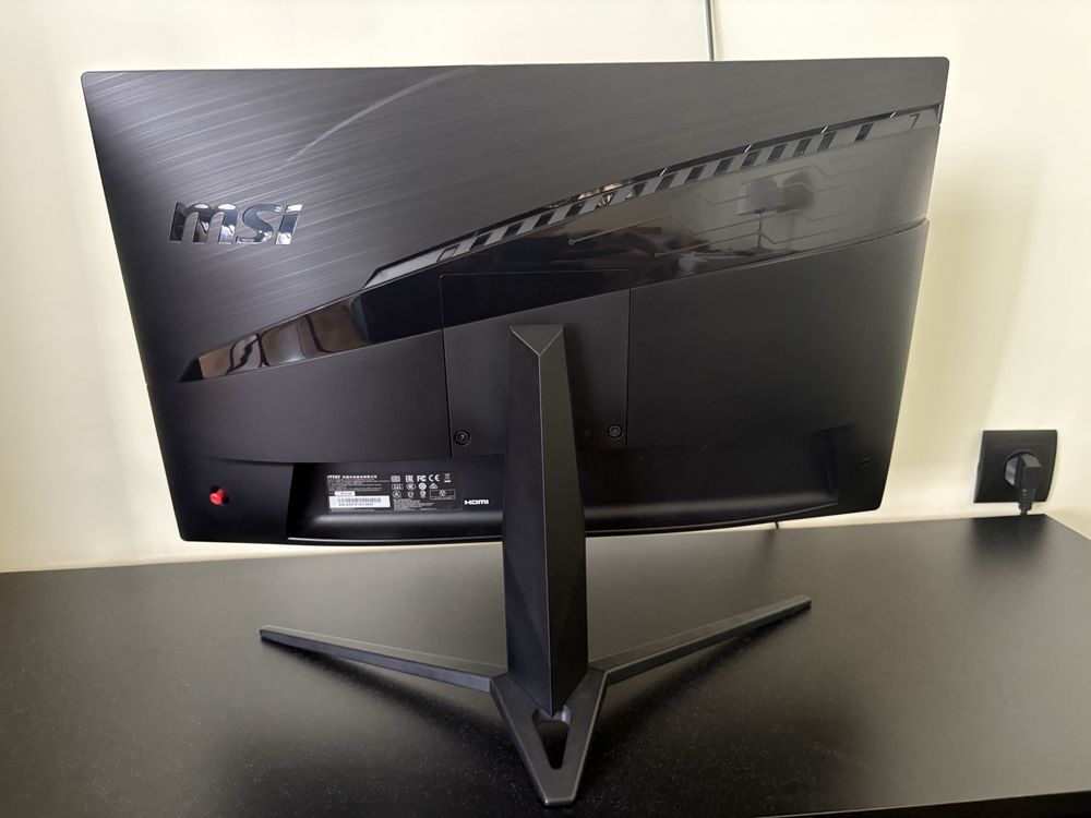 Monitor MSI MAG G241C 144hz