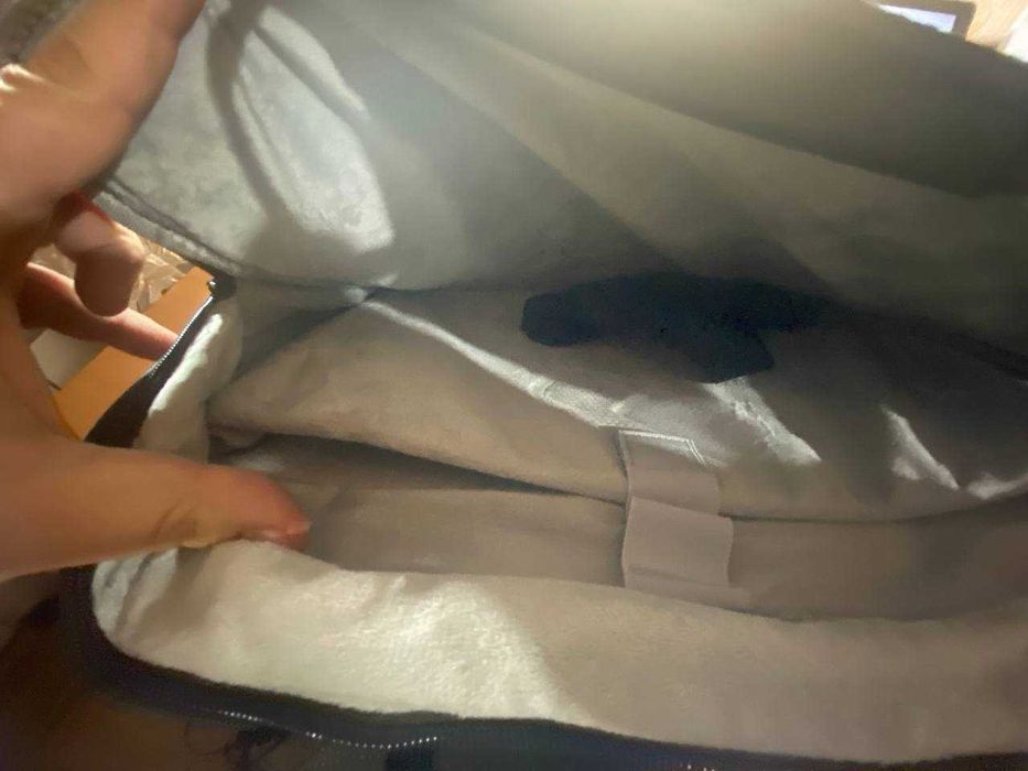 Сумка для ноутбука 17.3" дюймів, до 18дюймів 2 відділення, чорна