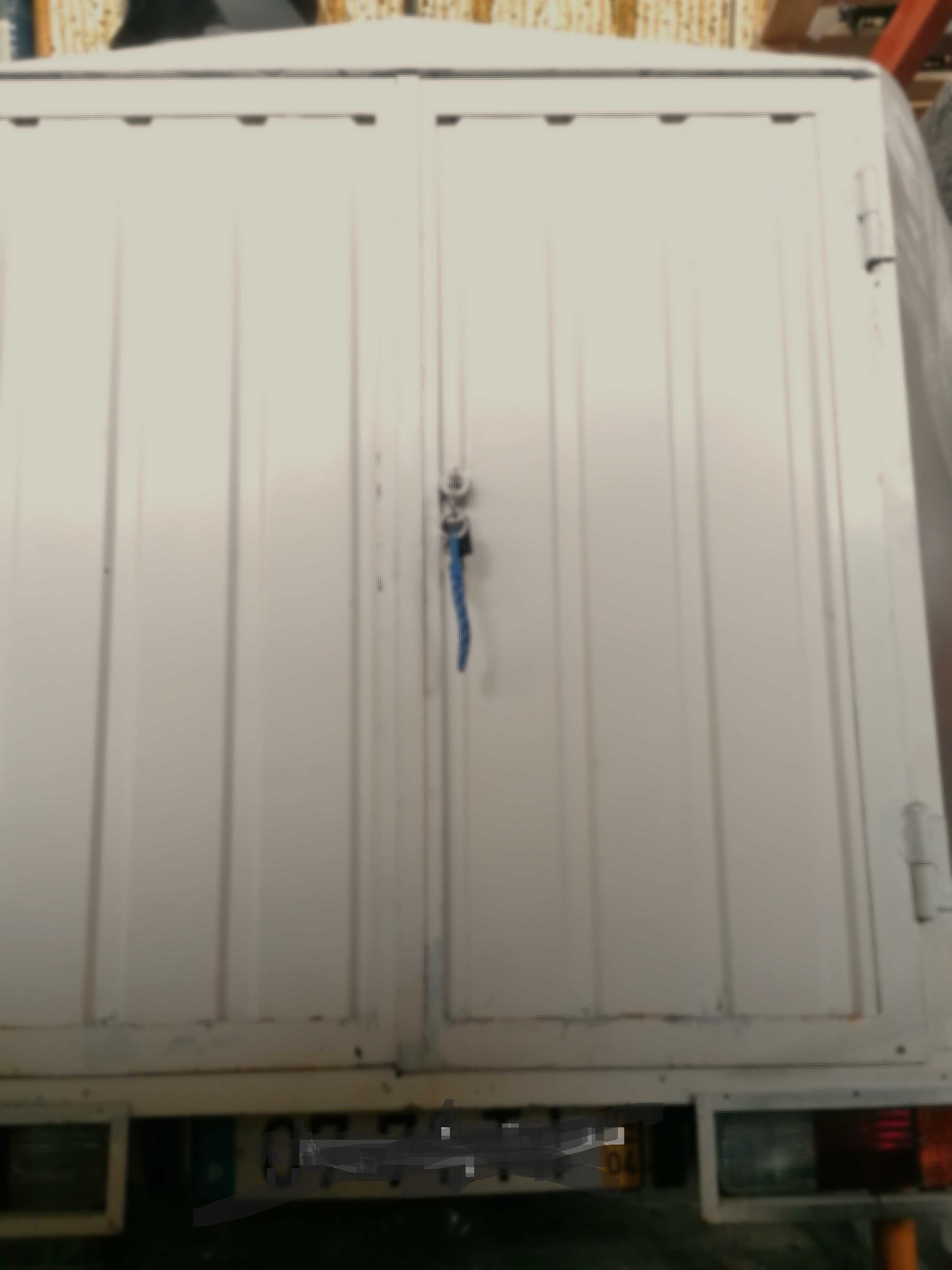 ATRELADO com duas portas