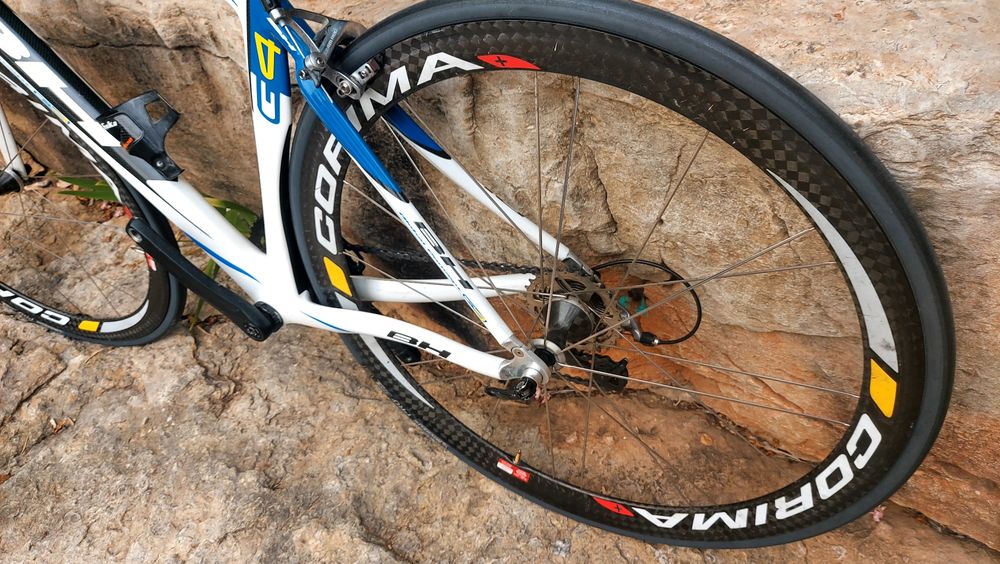 Mafrabike Rodas Corima + Carbono