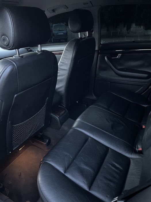 (БЕЗ ТОРГУ) Ауді а4 в кузові б6 (седан) quattro  2001 рік 2.5TDI