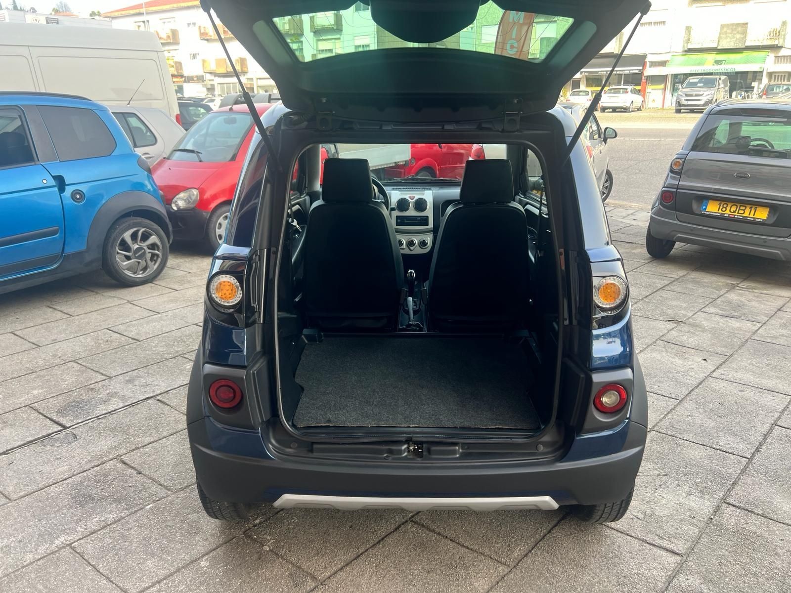 Microcar MGO - MICROBOX