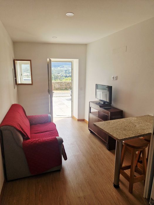 Arrenda-se T1 em Valença