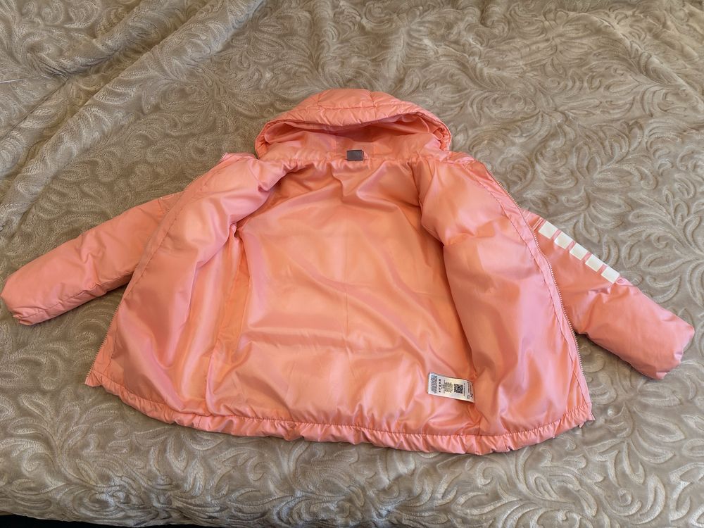 Продам куртку PUMA для девочки