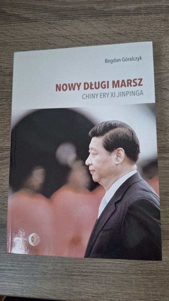 Nowy długi marsz ChunyberybXi Jinpinga wydanie II

Chiny ery Xi Jinpin