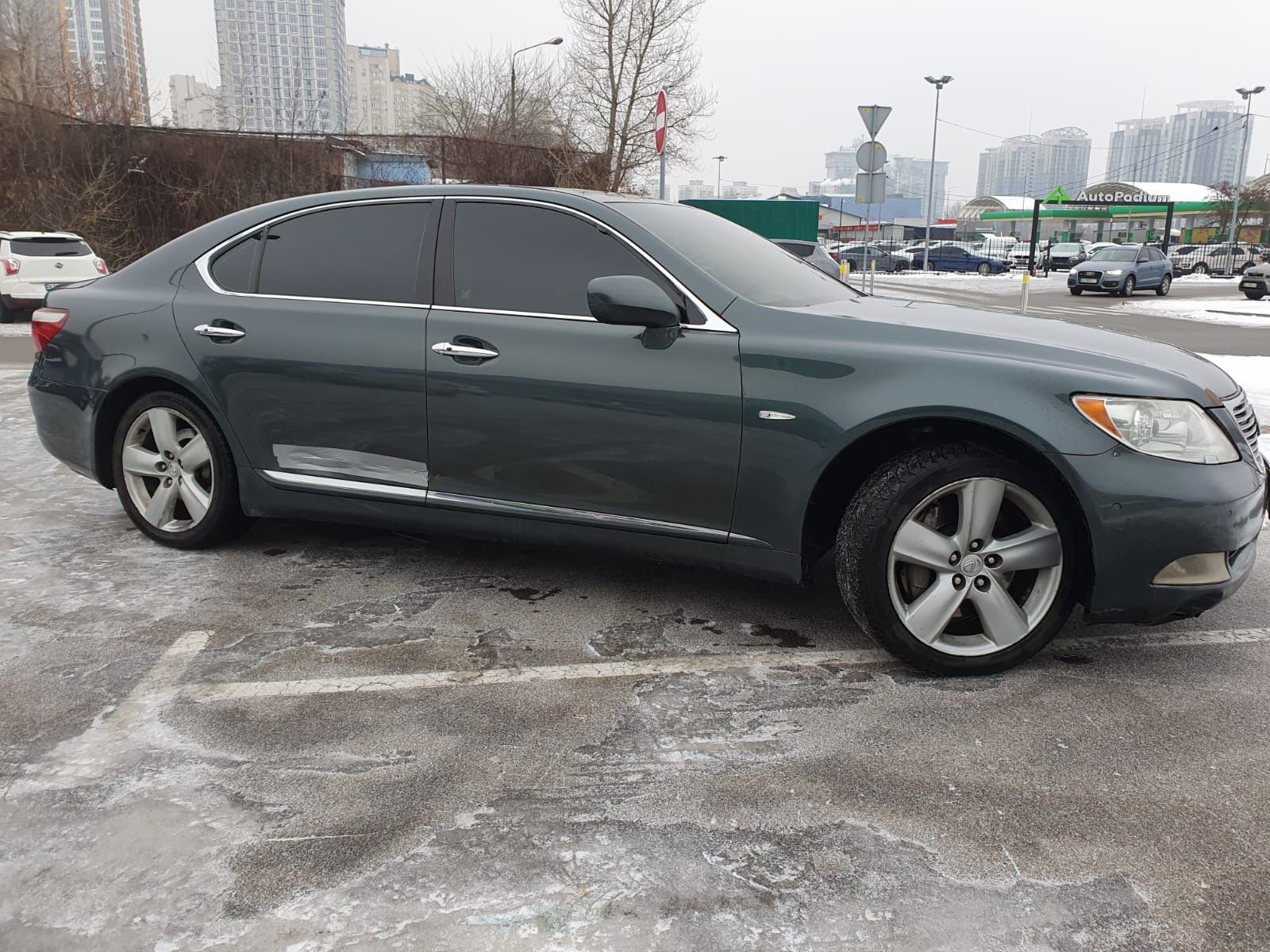 Lexus LS 460L 2007