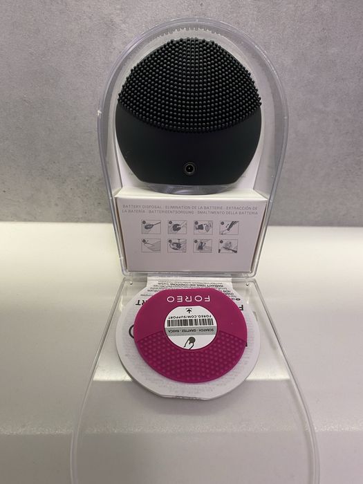 Звукова щітка для обличчя Foreo Luna mini 2 midnight