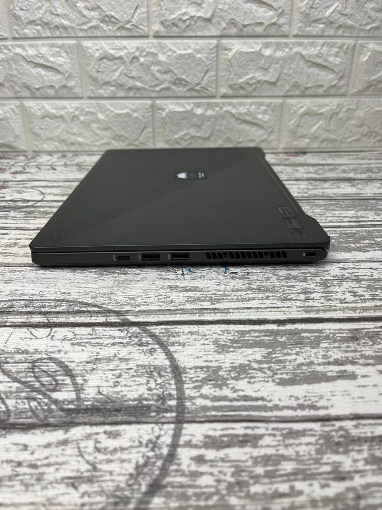 Asus ROG 14/Ryzen 7/1660Ti/16Gb/SSD 1Tb Zephyrus G14 ігровий ноутбук