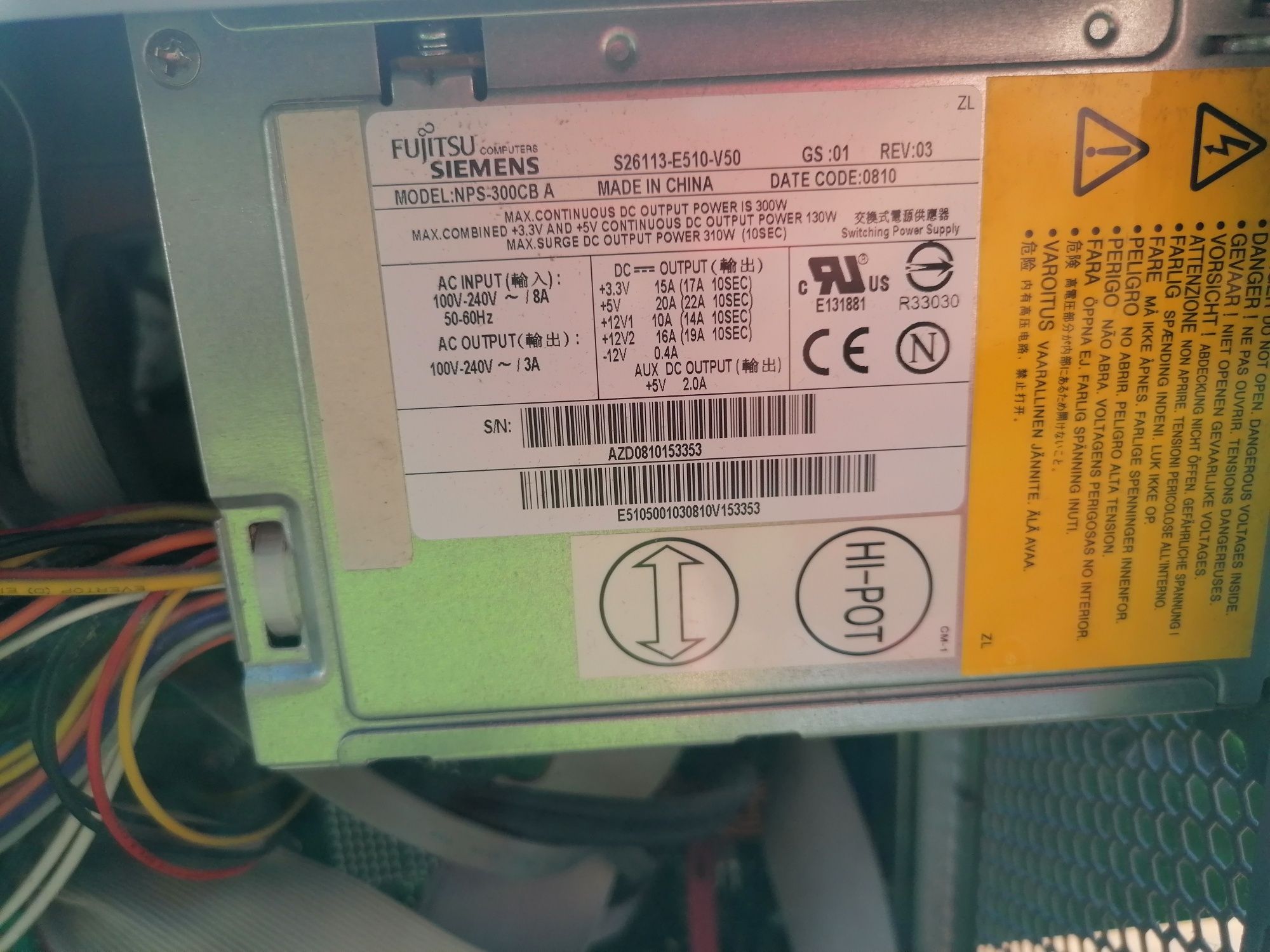 Komputer Fujitsu Siemens stacjonarny