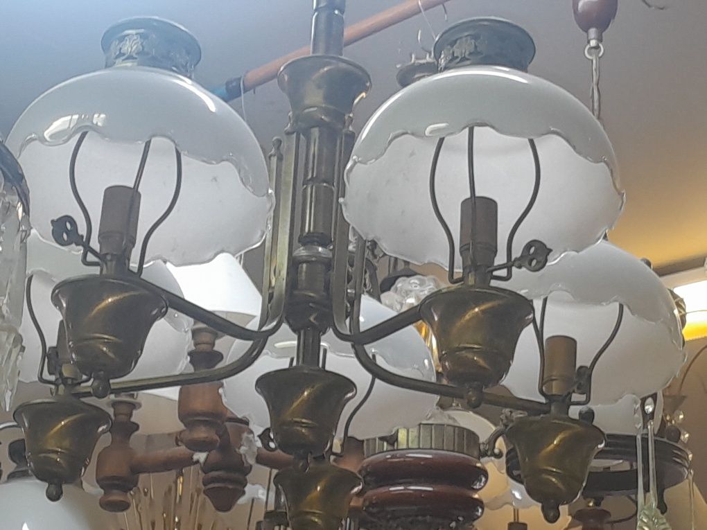 Vendo diversos estilos de candeiros de tecto 15€