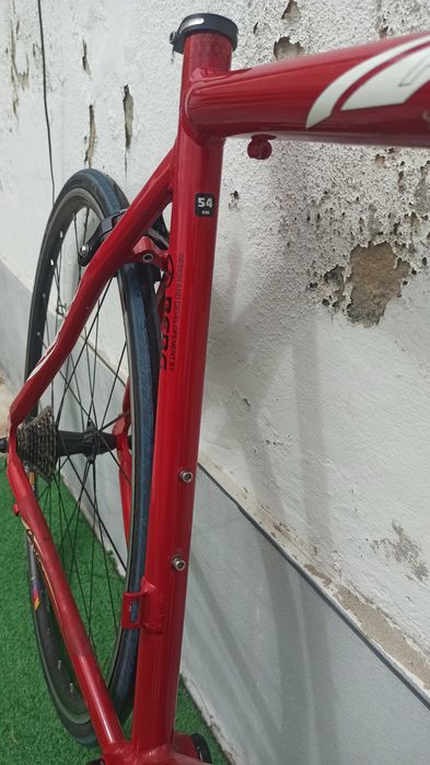 Montagem bicicleta estrada alumínio Berg Fuego 7.3