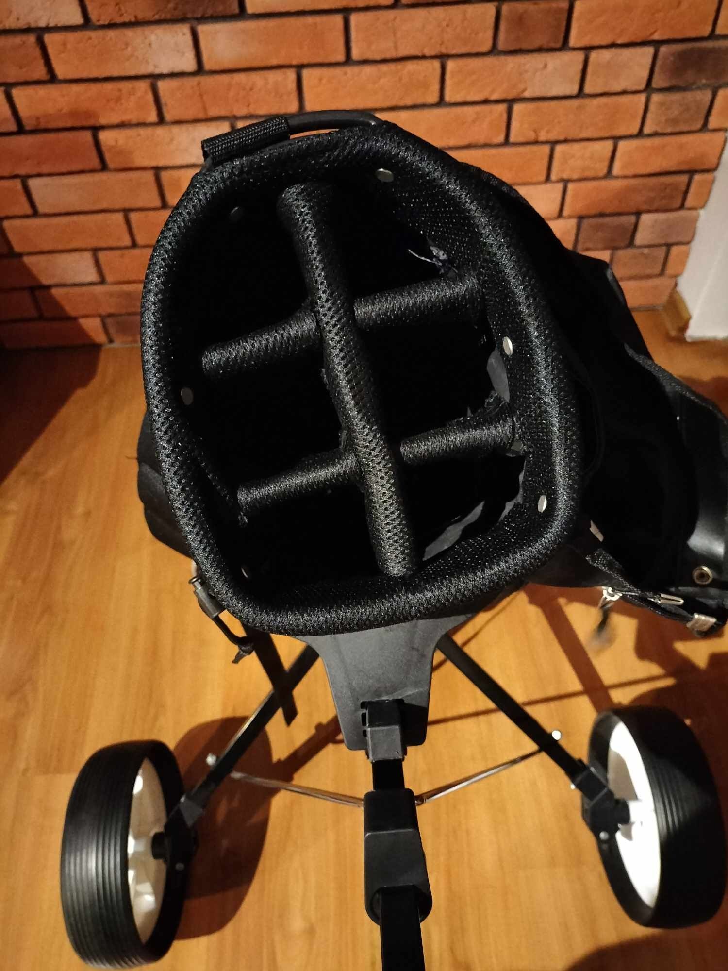 Wózek golfowy z torbą Rival