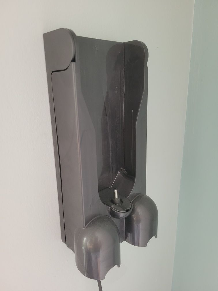 Uchwyt ścienny dyson v12