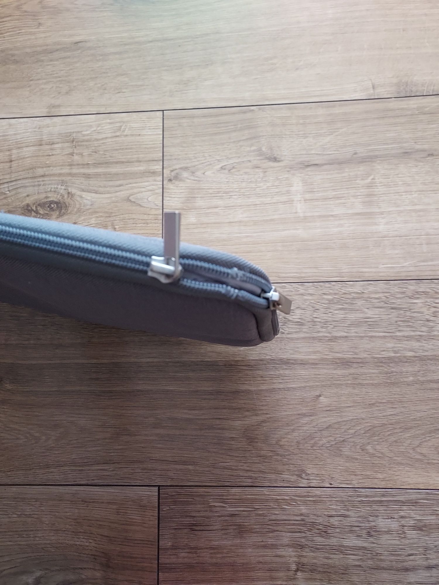Etui na laptopa, torba na laptopa