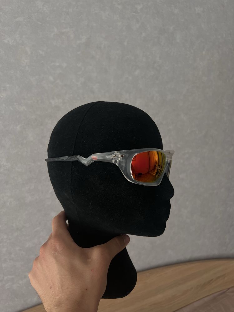 Сонцезахисні окуляри Oakley Lateralis