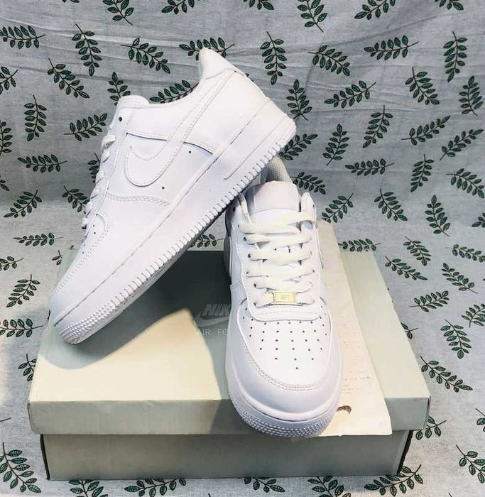 Buty meskie Mokasyny Nike_Air_Force_1_Low_07_White R.42