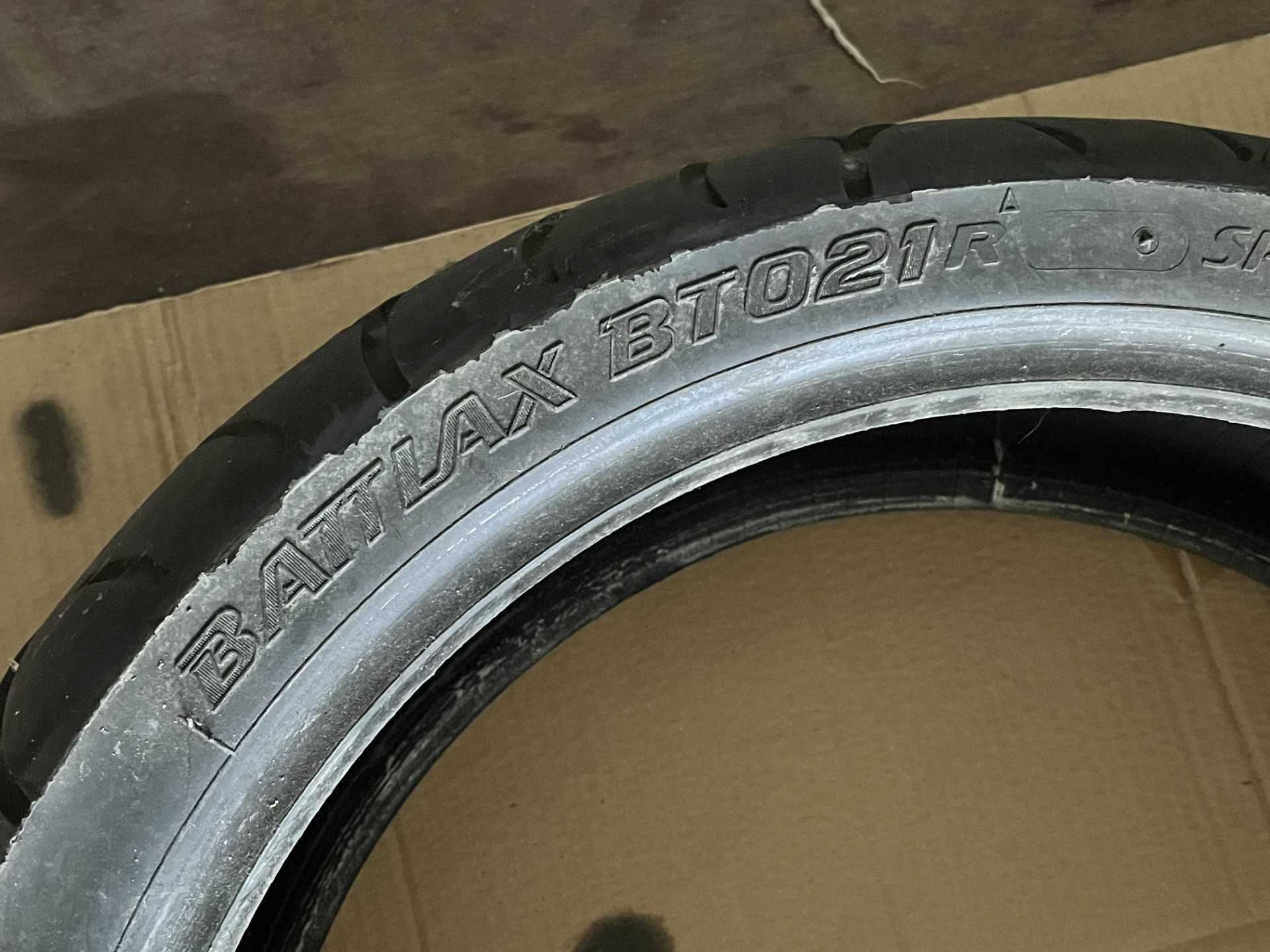 Pneus Mota Bridgestone 180/55ZR17 (BT021R&BT023F)