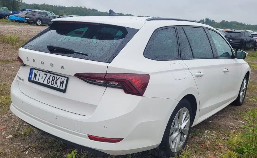 Skoda Octavia 1.0 TSI | 2021 | Manual | KESSY FULL | Comfort Basic | Selection