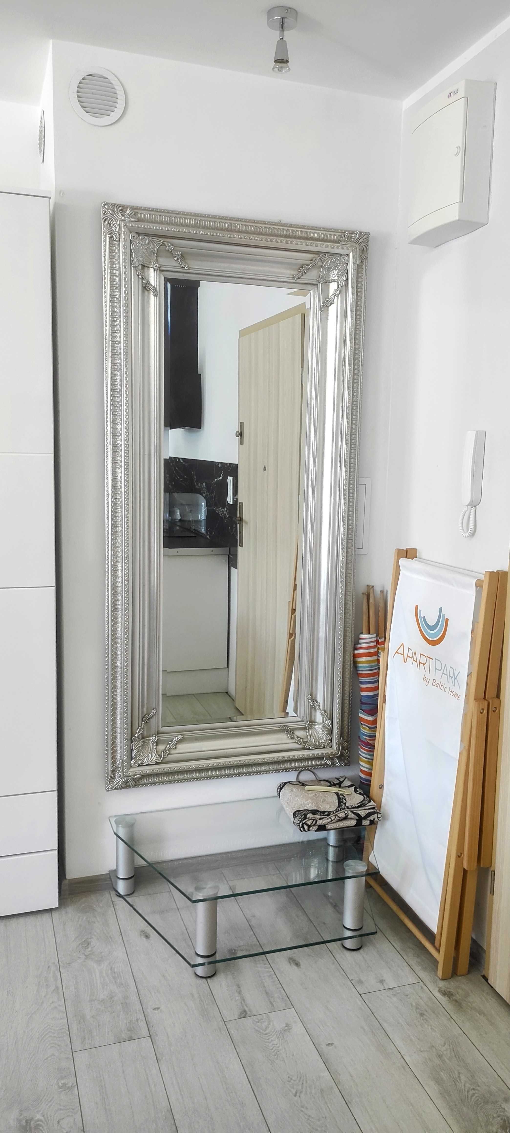 Od 01.07 do  01.08 WOLNY TERMIN. APAR.,SARA.Prywatny parking.
