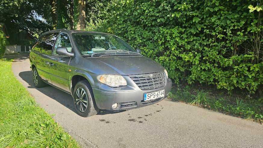 Chrysler Grand Voyager 2008, 2776 cm3