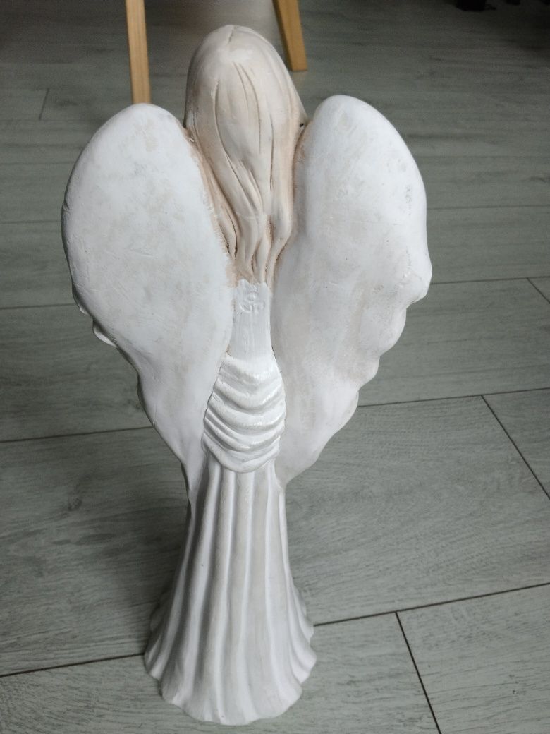 Piękna figurka figura anioła anielica porcelana ręcznie malowany ceram