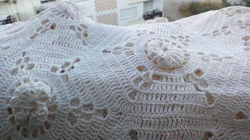 Colcha de Renda antiga (feita a mao) - Cama de Casal
