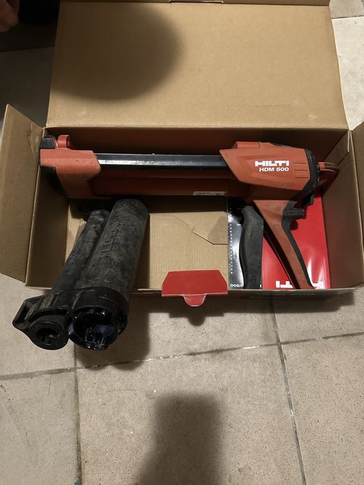 Hilti HDM500 ручний дозатор для клейових анкерів