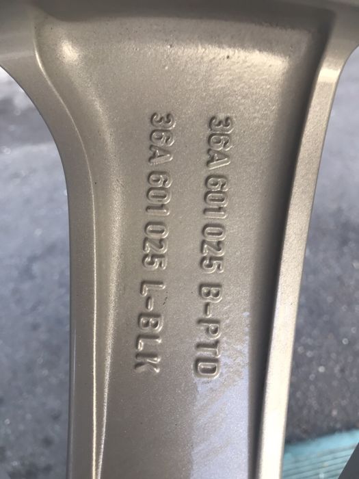 Диски оригинальные Bentley Bentayga R21. 5/130 . 10J