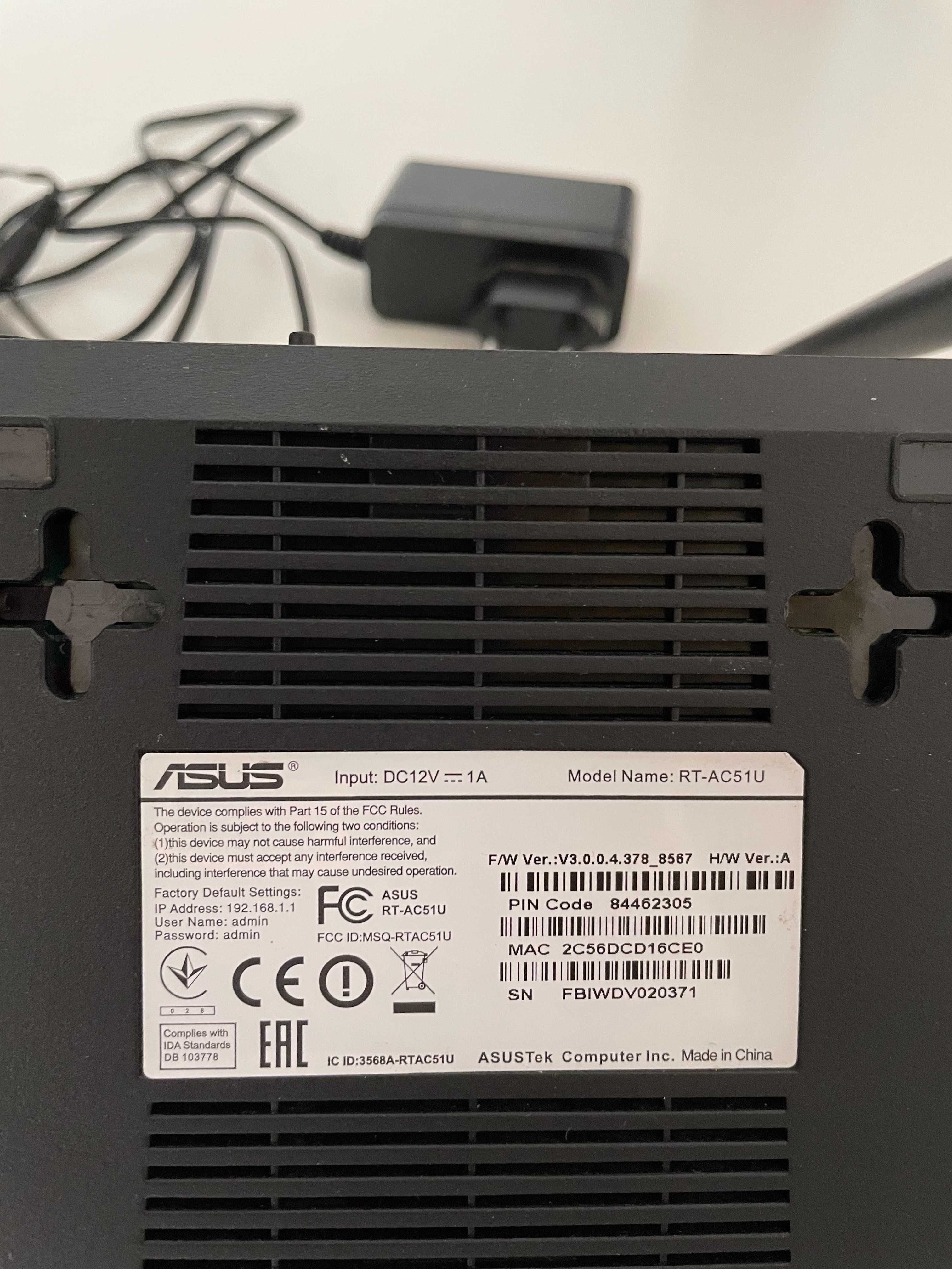 Router Asus RT-AC51U