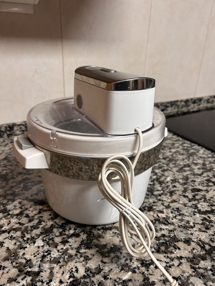 Maquina de fazer iogurtes da krups