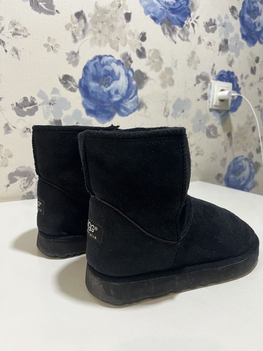 Взуття жіноче, уггі, 36 розмір!