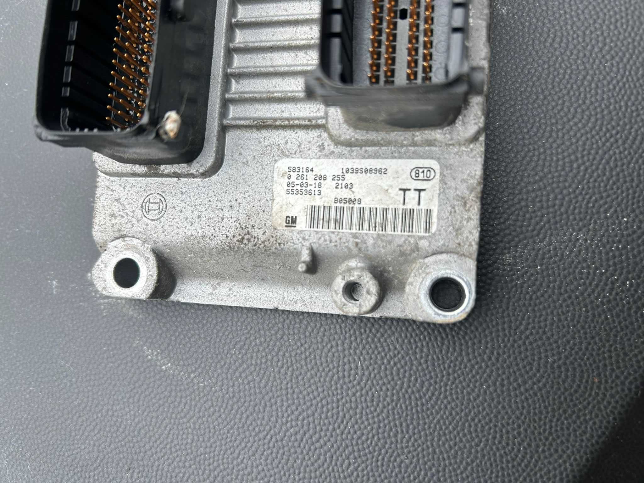 Sterownik MERIVA A 1.4 16V komplet moduł licznik komputer pilot pestka