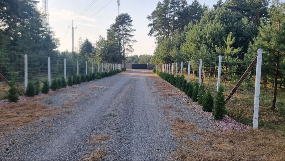 Продам ділянку під комерцію  . Сарни . Варшавська траса . Фасад
