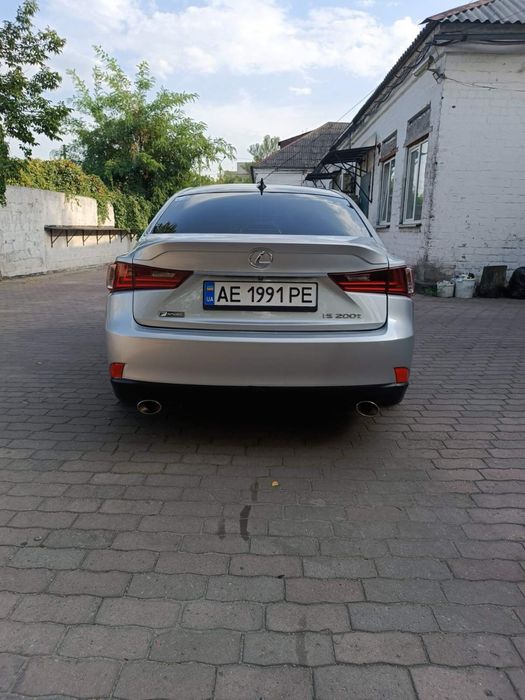 Lexus is 200 продам