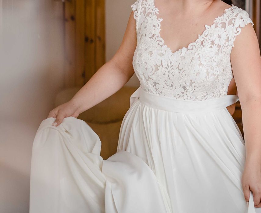 Suknia ślubna 38/40 M/L