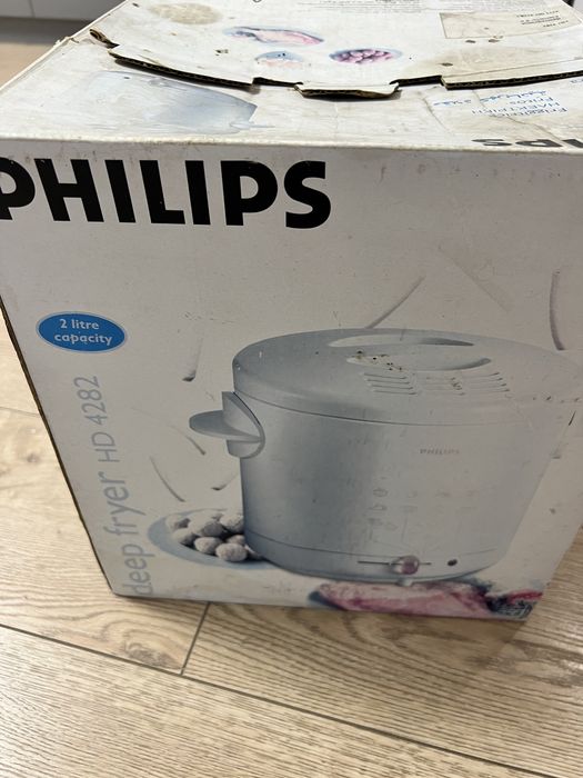 Продам фритюрницю Philips