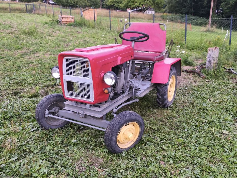 Traktor SAM  Andoria S10