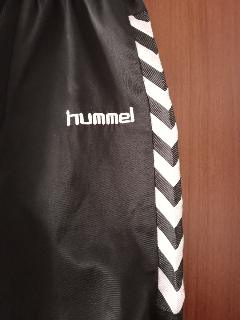 Hummel jak nowe dziecięce spodnie rozm 12/152 dresowe wym w opisie