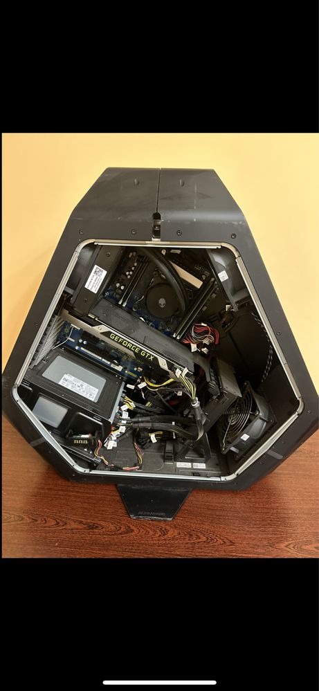 Ігровий комп'ютер Alienware, модель Area 51 (56FMR2)