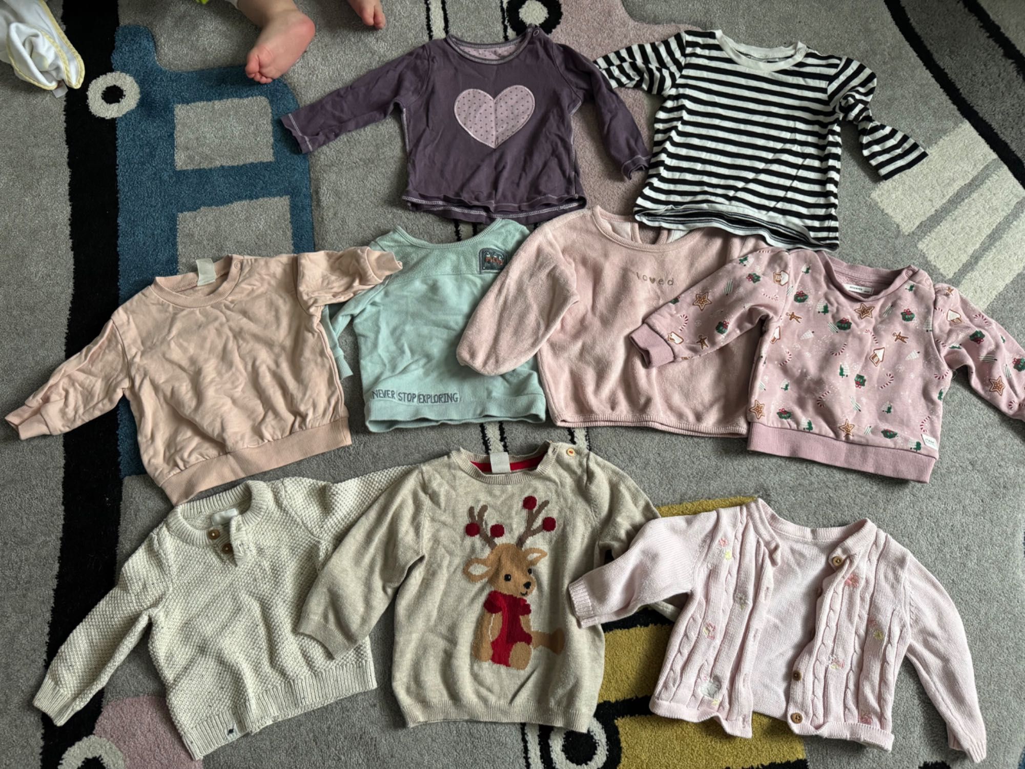 Paka zestaw ubrań dla dziewczynki 68, w tym kombinezon wiosenny H&M