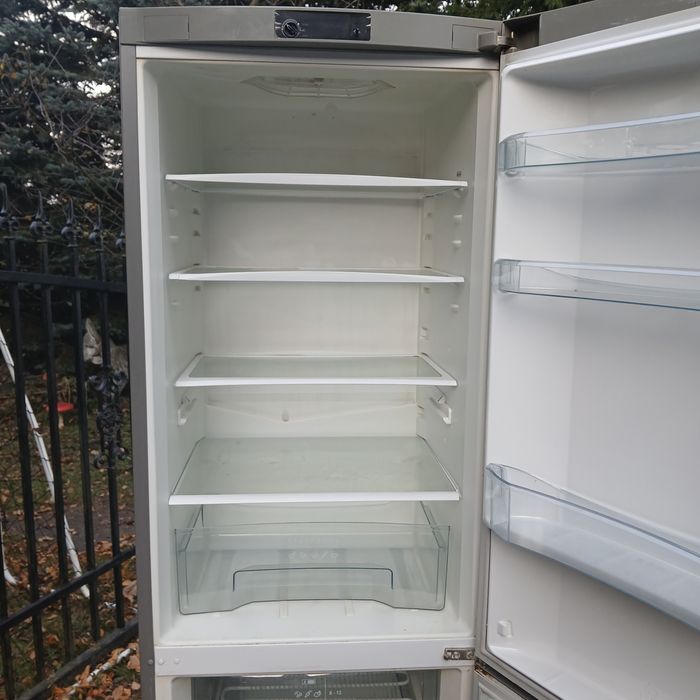 Dowóz Lodówka sprawna dowóz