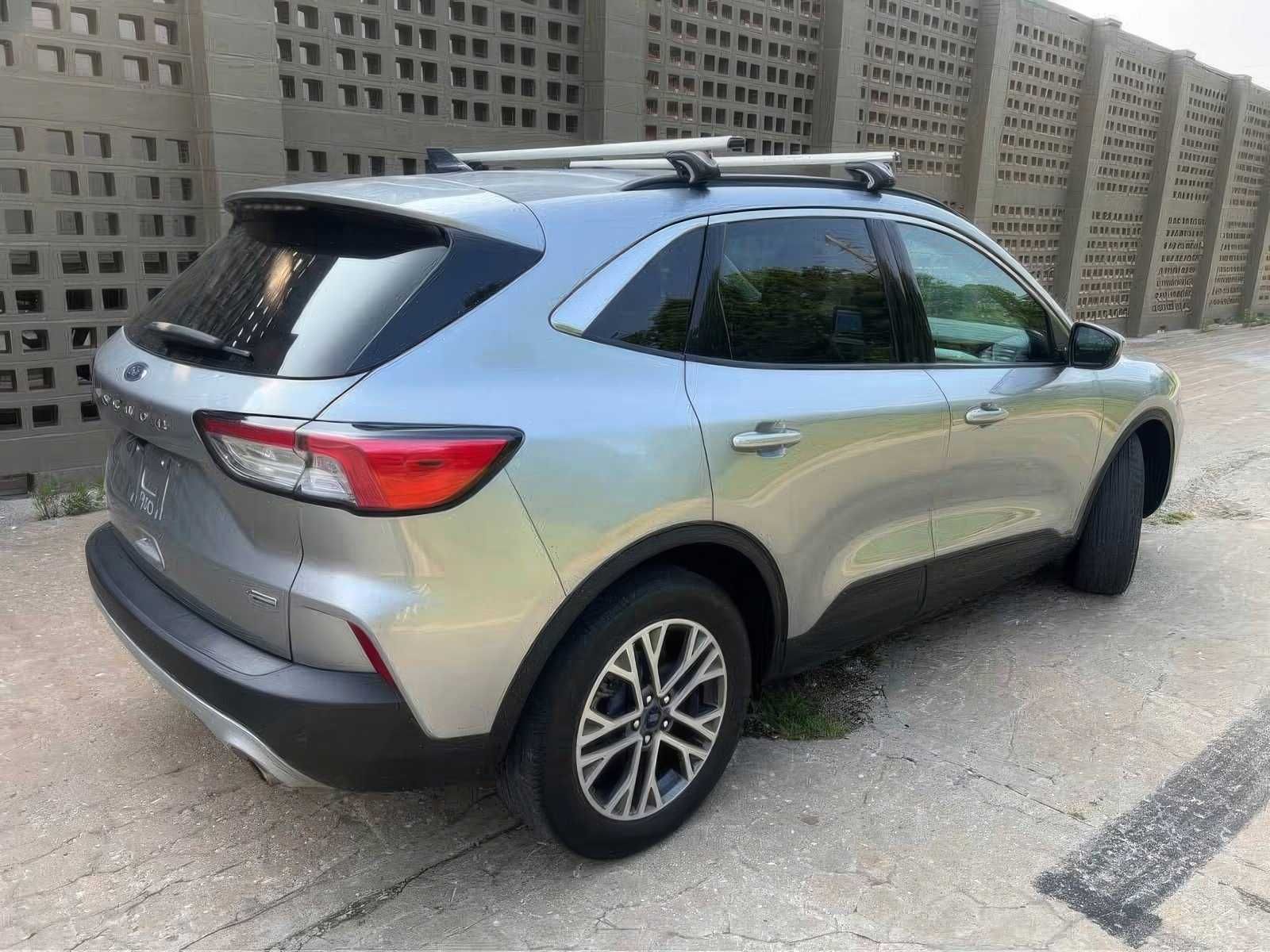 2021 Ford Escape Hybrid SEL