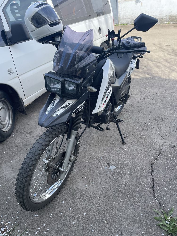 Продам shineray X-Trail 200