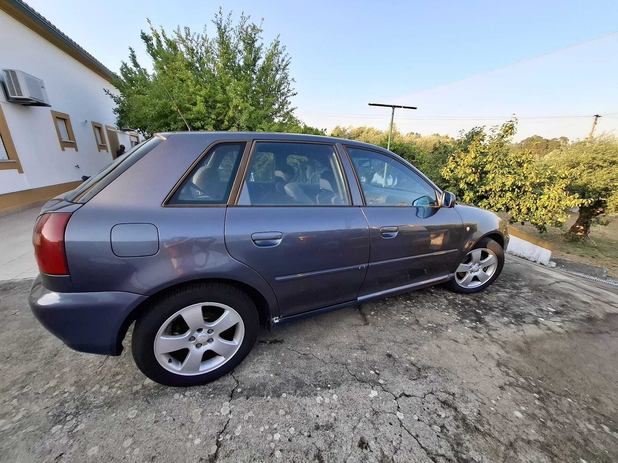 Audi A3 1.9 TDI - Ano 2000