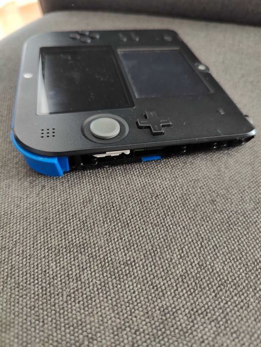Nintendo 2DS para peças