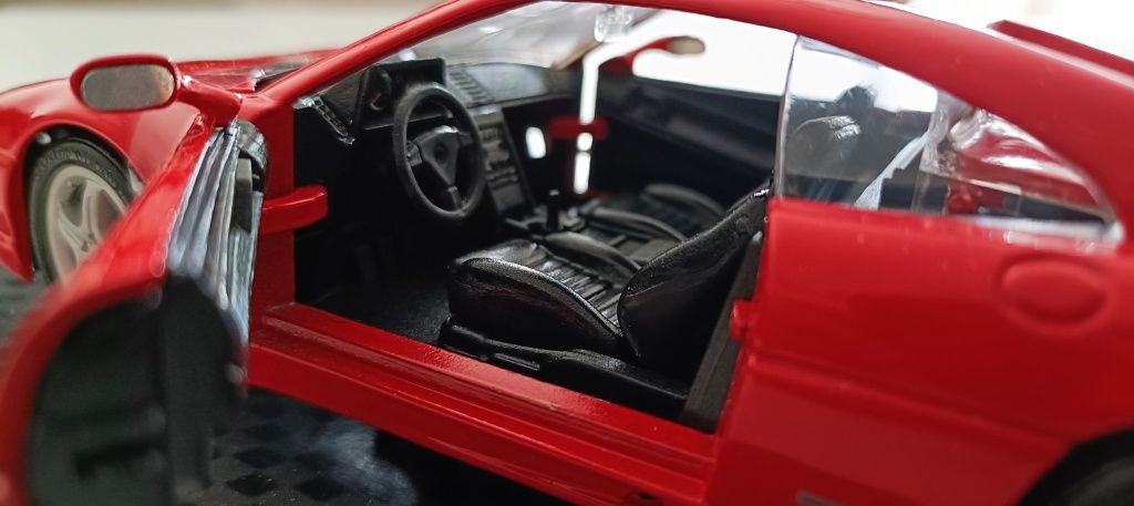 Ferrari F355 escala 1/24 Maisto 

Novo.

Collezione Shell

Caixa em bo